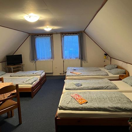 Turisticka Chata Jiskra Harrachov Exteriér fotografie